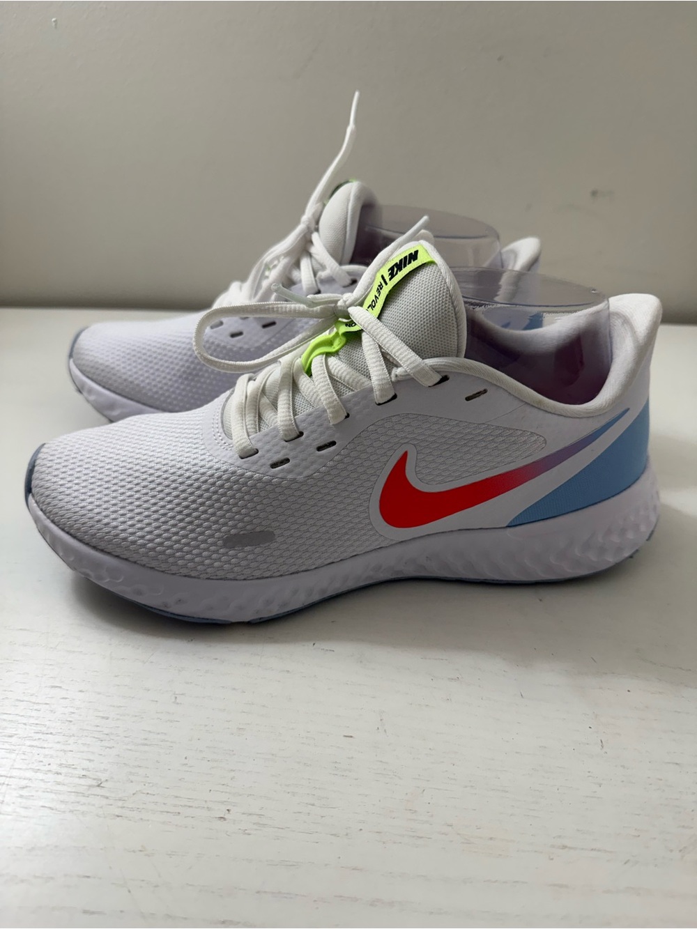 Nike Womens Revolution 5 White Running Shoes w/ Red Swoosh and Blue Heel Accent